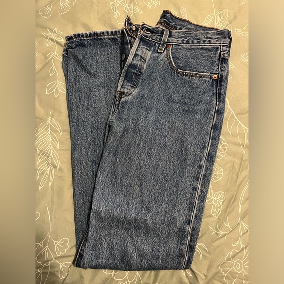 501® Original Fit
Women's Jeans Levi’s - Picture 2 of 3